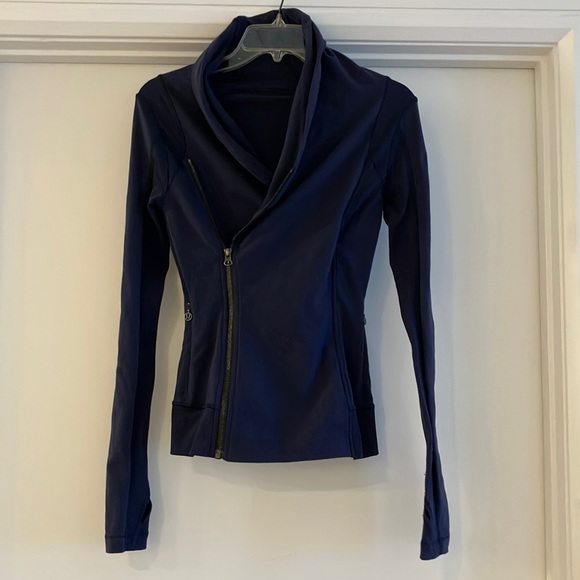 lululemon athletica Jackets & Blazers - Lululemon Jacket